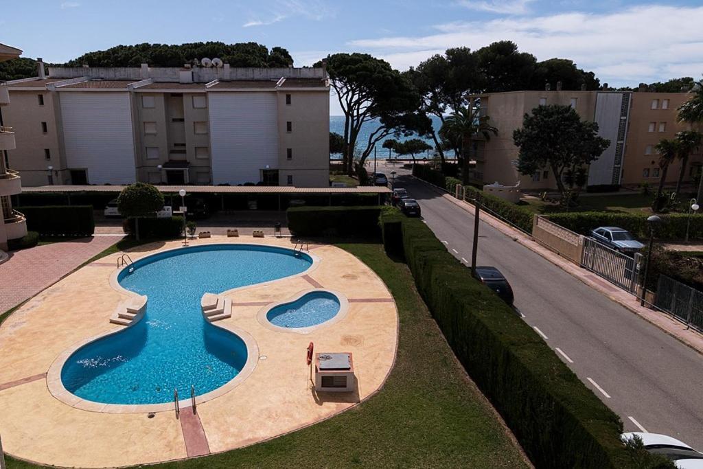 Vitaly Beach Cambrils Luaran gambar